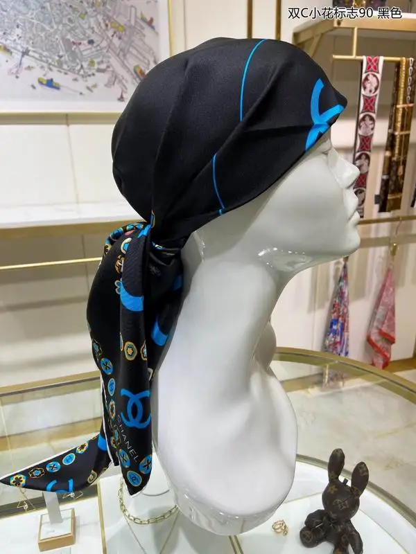 Chanel silk scarf 90X90cm E01 (5)
